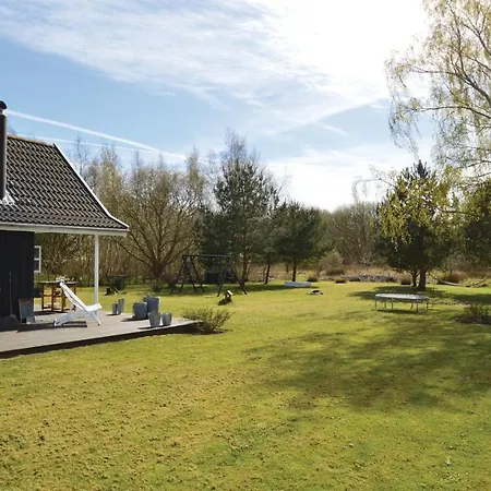Pet Friendly In Vaeggerlose With Kitchen