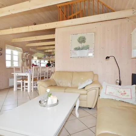 Pet Friendly In Vaeggerlose With Kitchen * Bøtø By